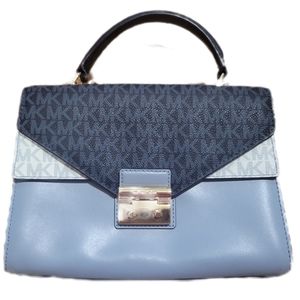 💎Micheal Kor Authentic Blue Purse 💎